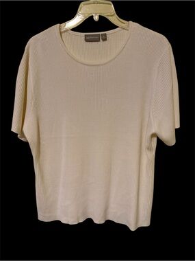 Croft & Barrow Cream Ribbed Short Sleeve Knit Top